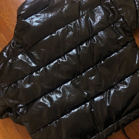 ZARA VINYL PUFFER JACKET - SIZE SMALL - Picture 4 of 7